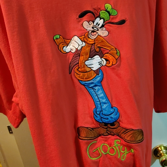 Vintage The Disney Store embroidered Goofy tee - Picture 3 of 4